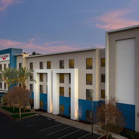 Springhill Suites By Marriott Corona Riverside Exterior foto