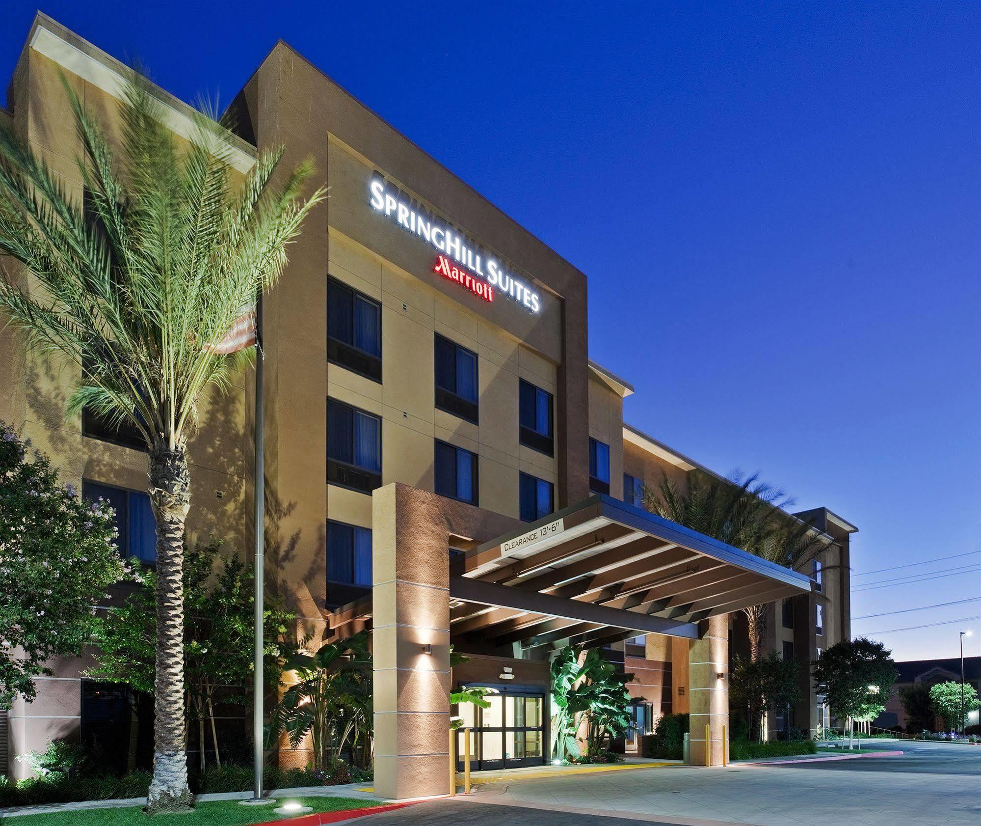 Springhill Suites By Marriott Corona Riverside Exterior foto